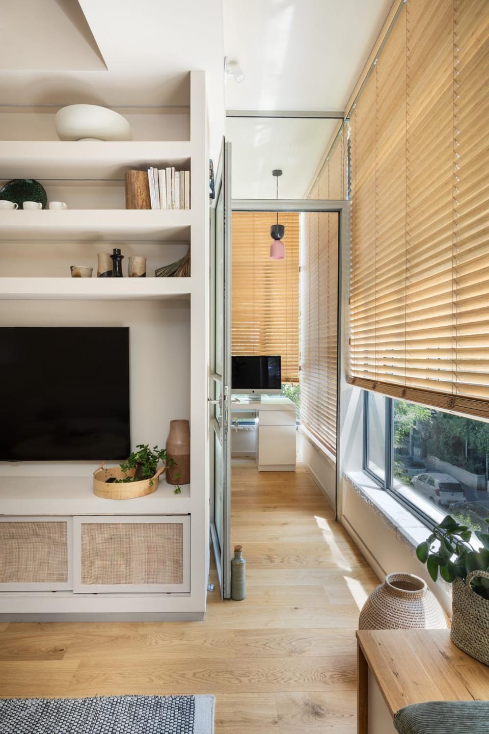 Communal lounge/ TV room, Living room