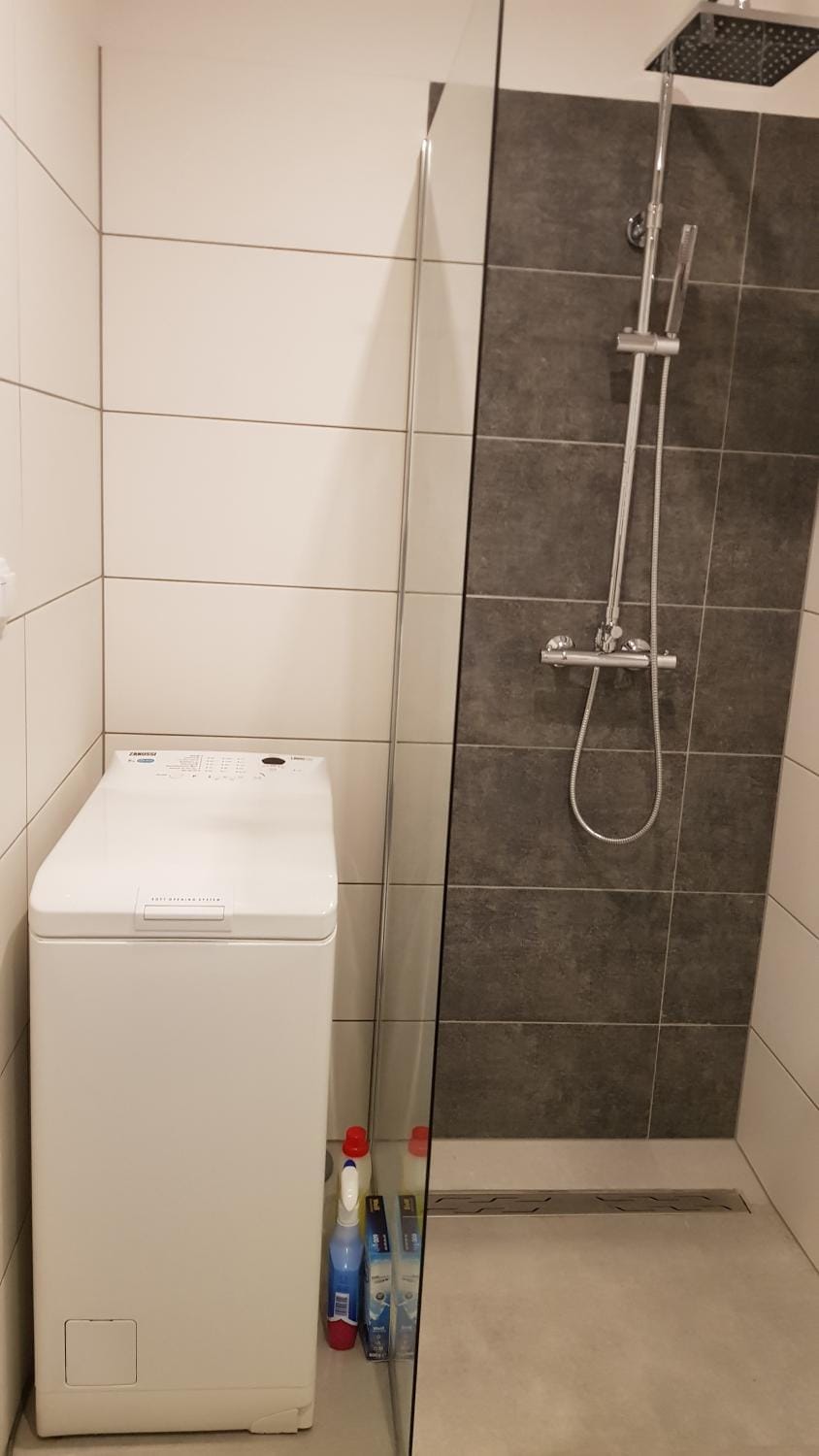 Shower, Bathroom, washing machine