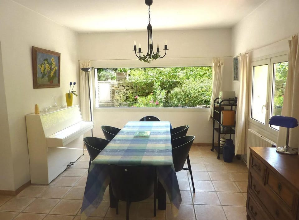 Villa à Fuveau avec piscine privée Villa in French Riviera