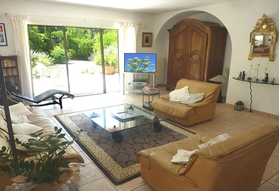 Villa à Fuveau avec piscine privée Villa in French Riviera
