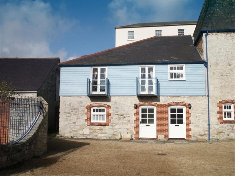 Upsidedown House House in Weymouth