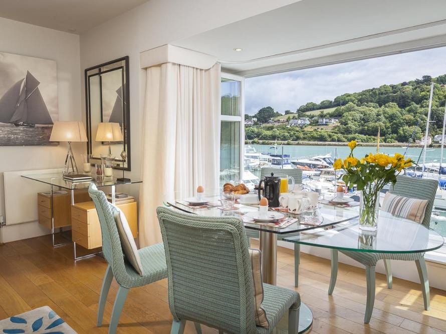 7 Dart Marina Apartment in Dartmouth