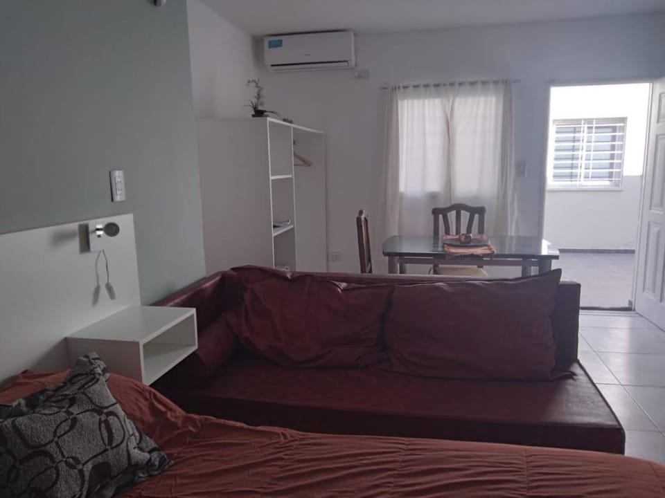 Photo of the whole room, Dining area, air conditioner