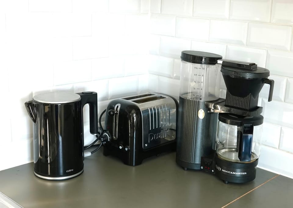 Kitchen or kitchenette, kitchen