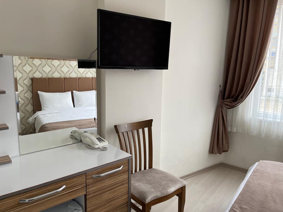 TV and multimedia, Photo of the whole room