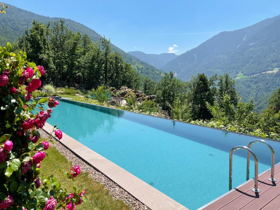 Garden, Mountain view, Pool view, Swimming pool