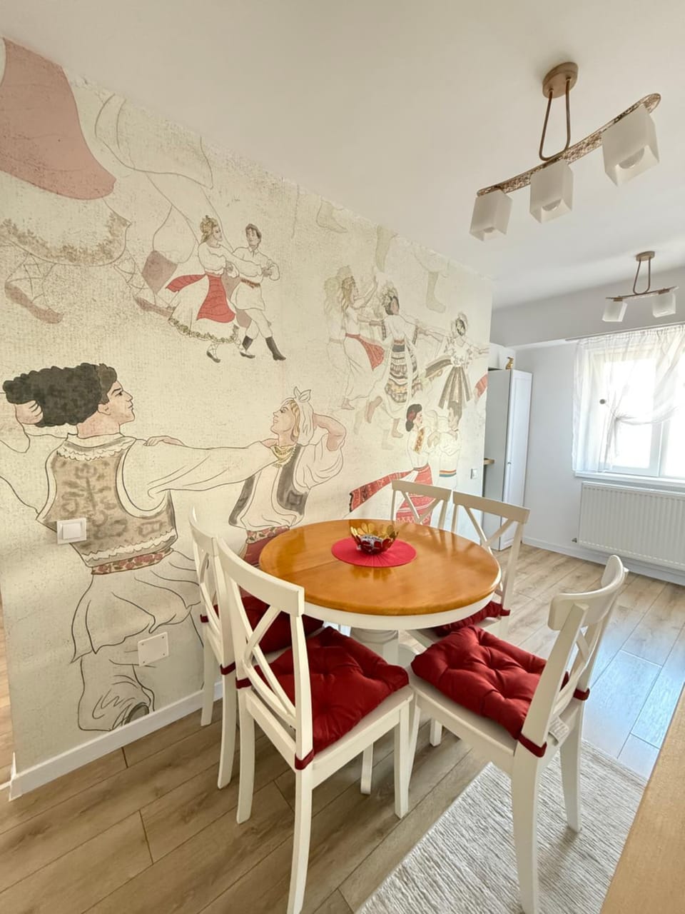 Seating area, Dining area
