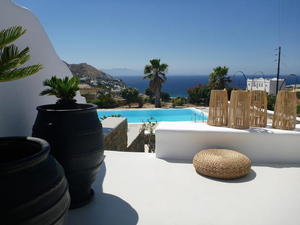 Patio, Balcony/Terrace, Pool view, Sea view, Swimming pool, Swimming pool