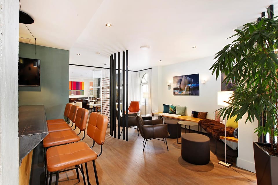 Lobby or reception, Lounge or bar
