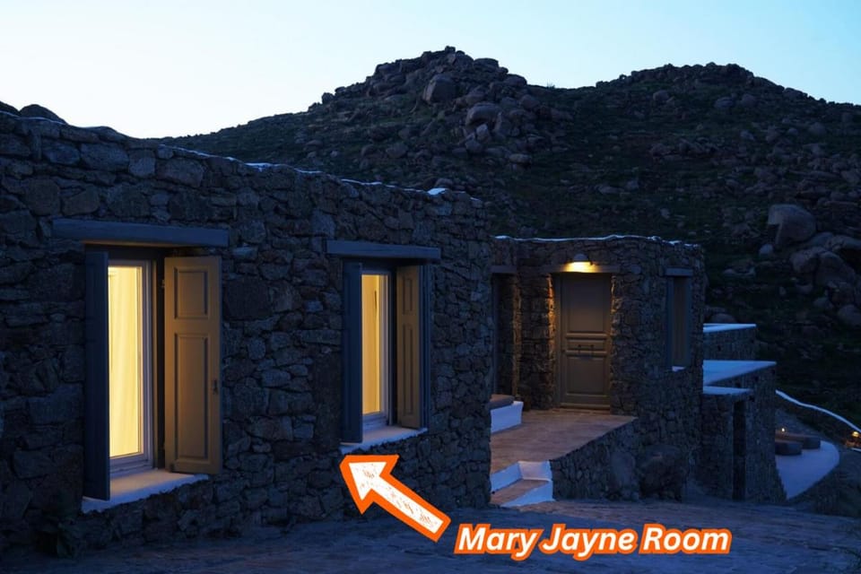 Paradise Estate Mykonos - Views, Party, Memories 2026 Bed and Breakfast in Mykonos, Mikonos 846 00, Greece