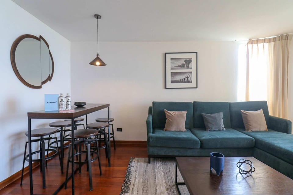 Stylish 3BR with Ocean View Apartment in Miraflores