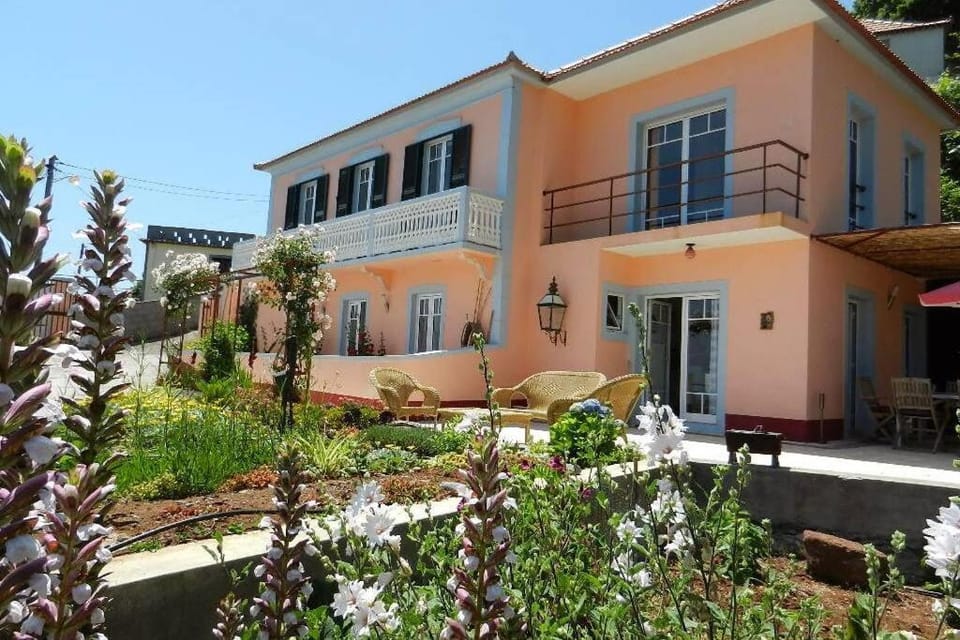 Property building, Patio, Garden