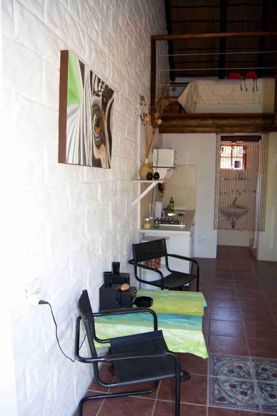 Kitchen or kitchenette, Seating area