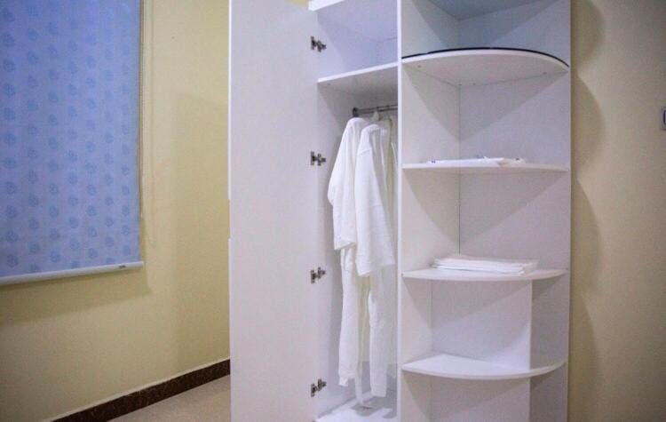 Bathroom, wardrobe
