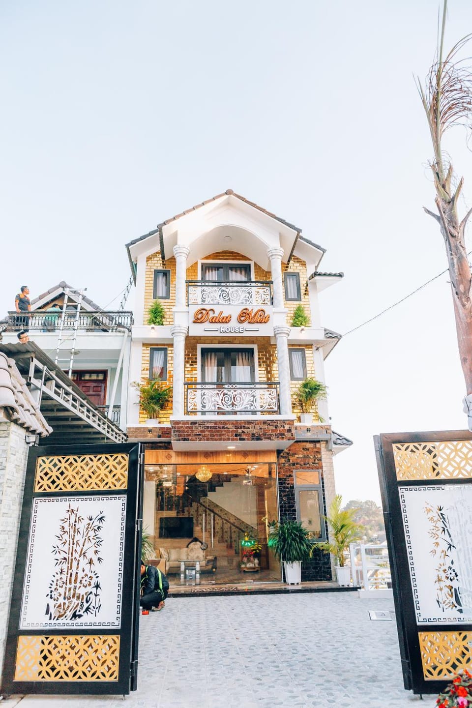Dalat Mist House - Đà Lạt Hotel in Dalat