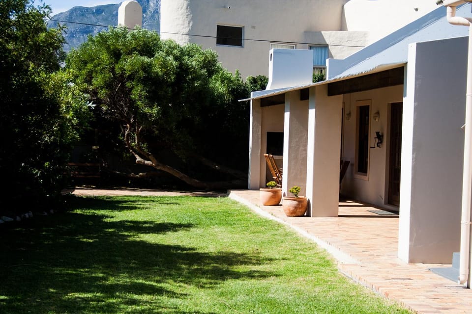 Patio, Garden, Balcony/Terrace, Garden view, Mountain view