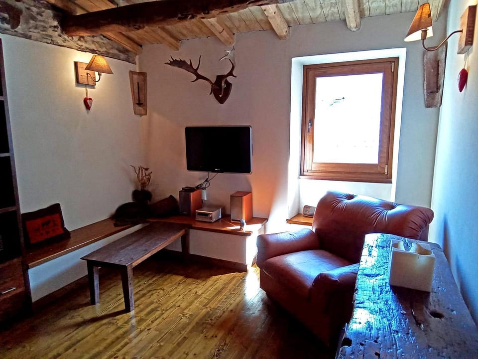 C'era una Volta by Holiday World Apartment in Liguria