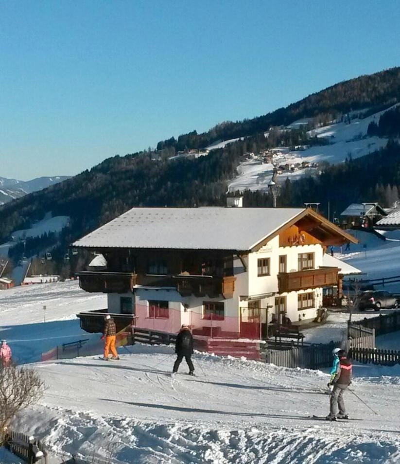 Property building, Winter, Skiing