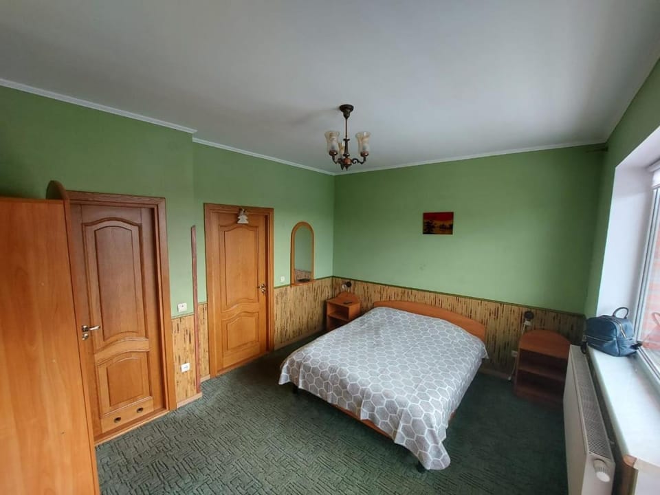 Затишок Nature lodge in Lviv Oblast