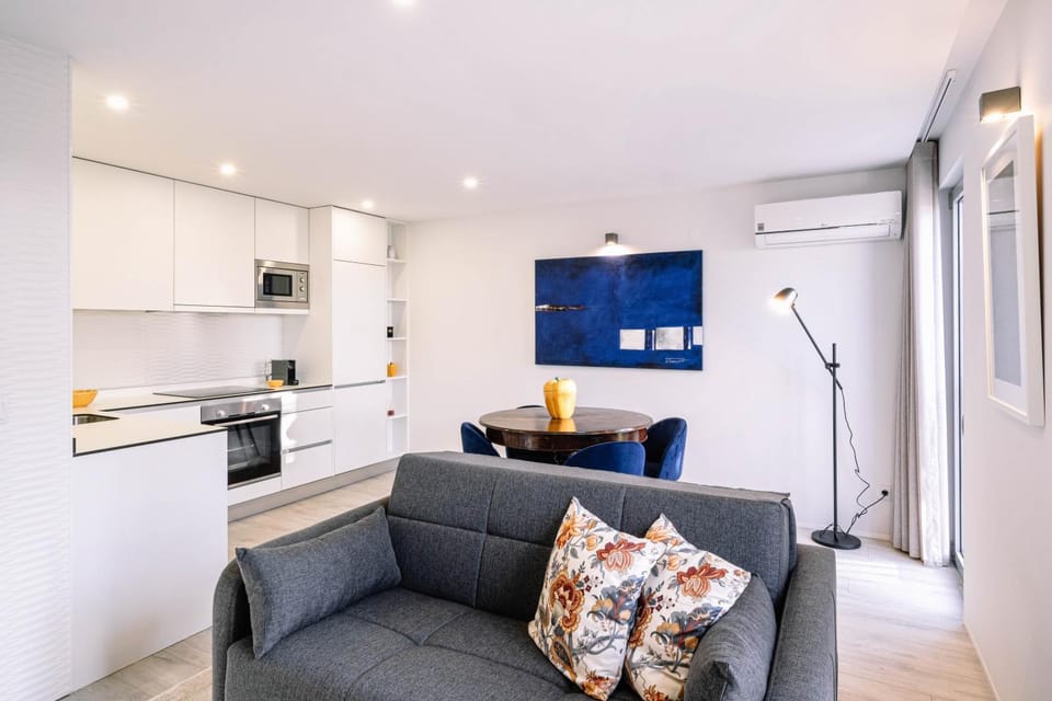 Kitchen or kitchenette, Living room, Dining area