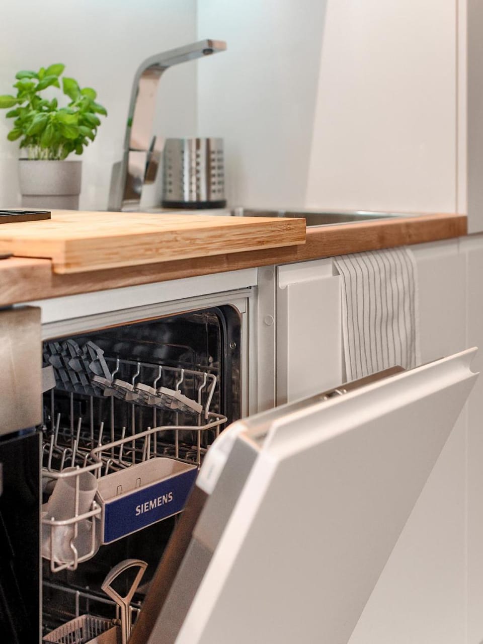 Kitchen or kitchenette, Food and drinks, Other, Food, Drinks