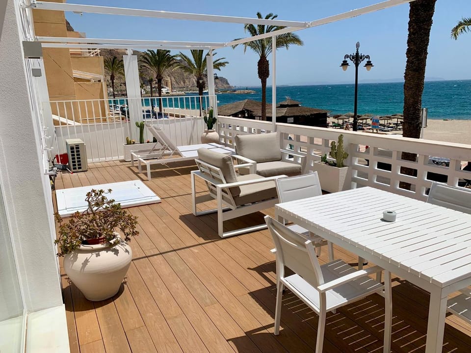 Patio, Balcony/Terrace, Dining area, Sea view, sunbed