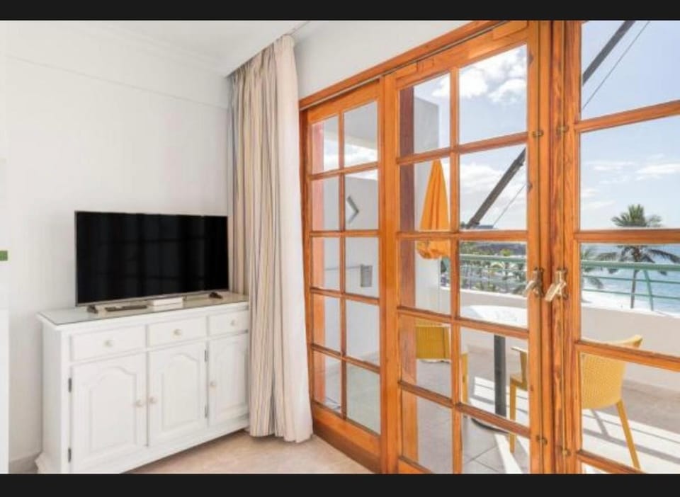 Playa Delphin Apartment in Puerto Naos