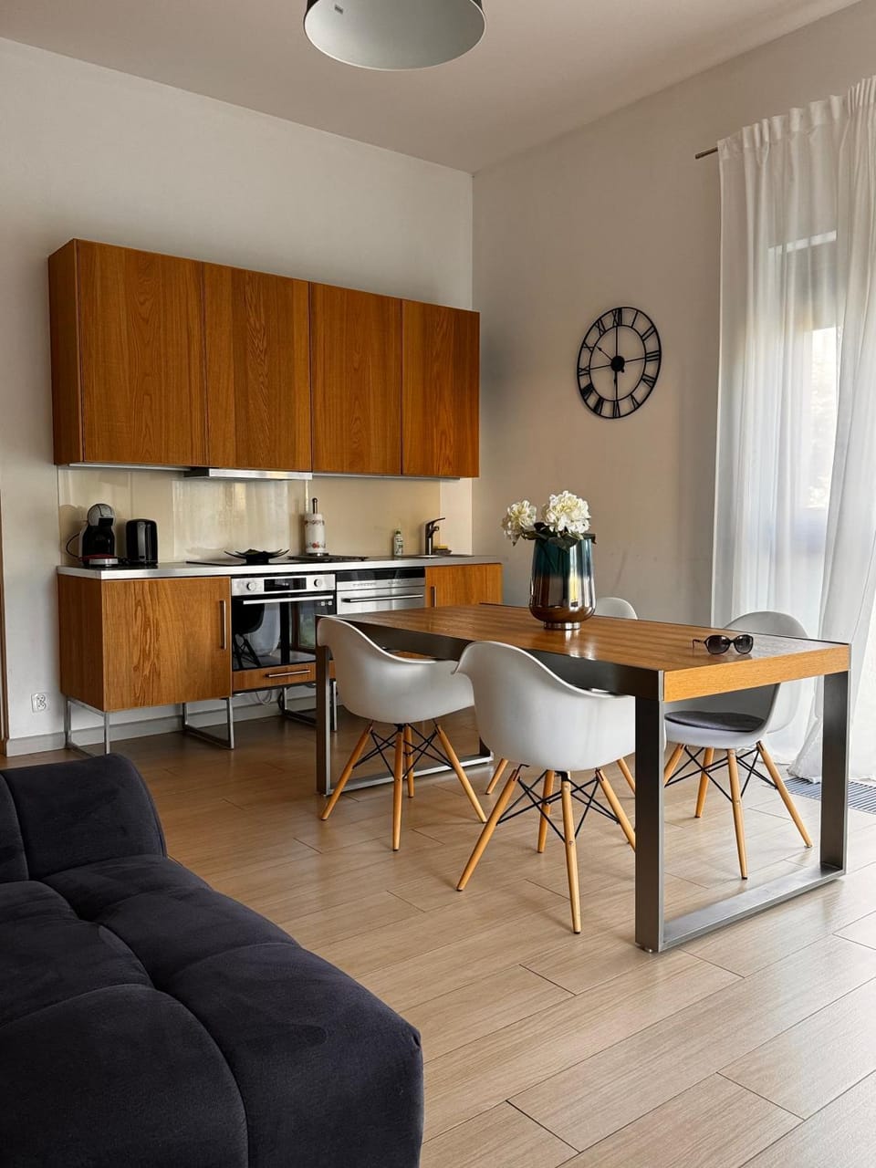 Kitchen or kitchenette, Seating area, Dining area, pet friendly, stove