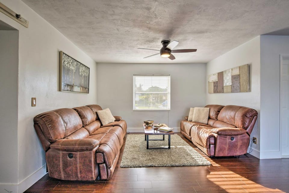 Marco Island Home w/ Pool Near Tigertail Beach! House in Marco Island