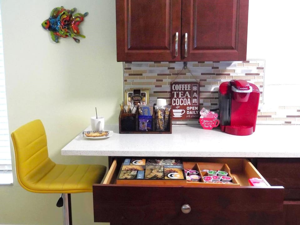 Coffee/tea facilities