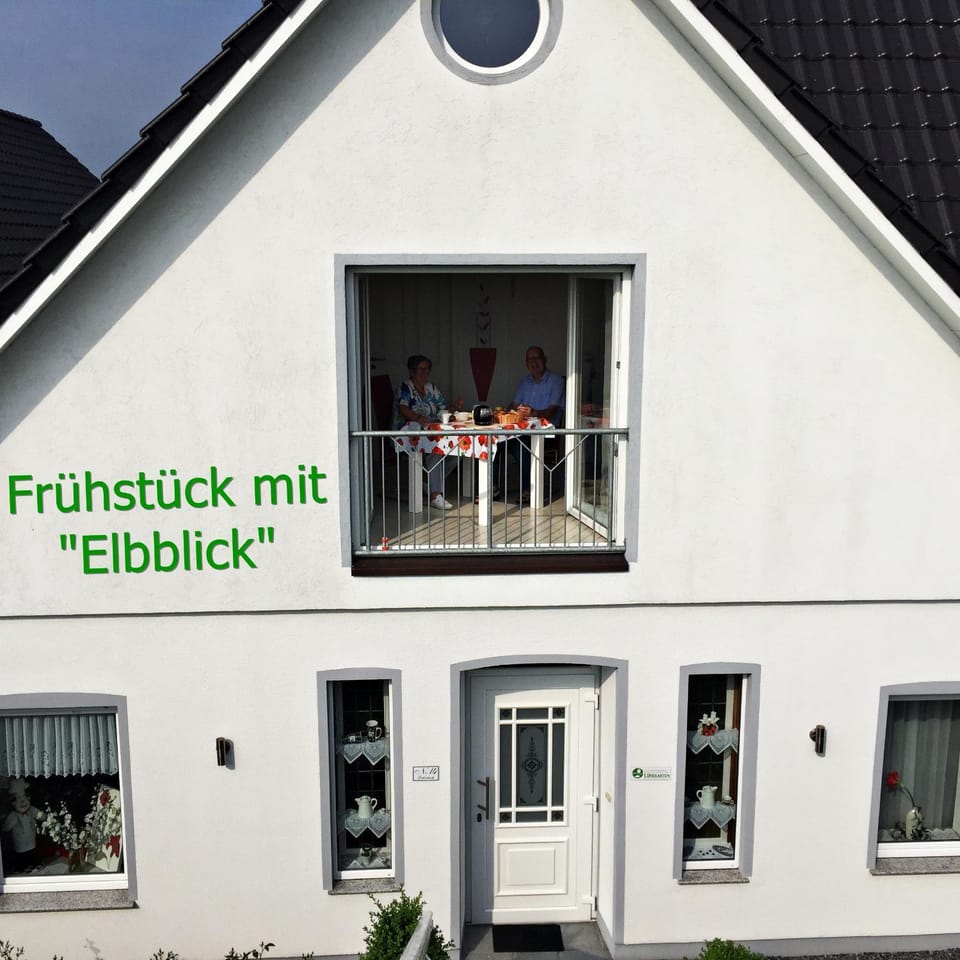 Fewo Elbblick im Haus Lühegarten Apartment in Schleswig-Holstein