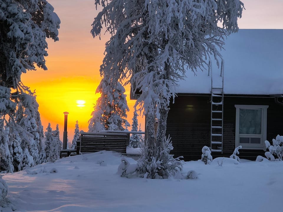 Hietavilla Aurora - Hot tube - Sauna - Fireplace - 11kW EV-refuel - Landscape view - Silence - Free WiFi Villa in Lapland