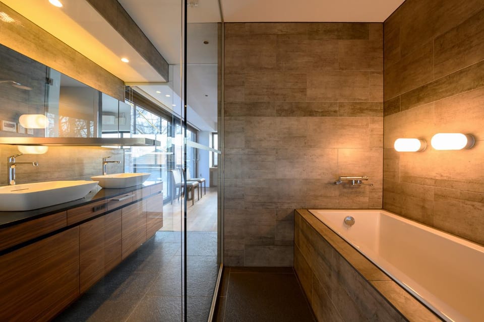 Bathroom, Bath