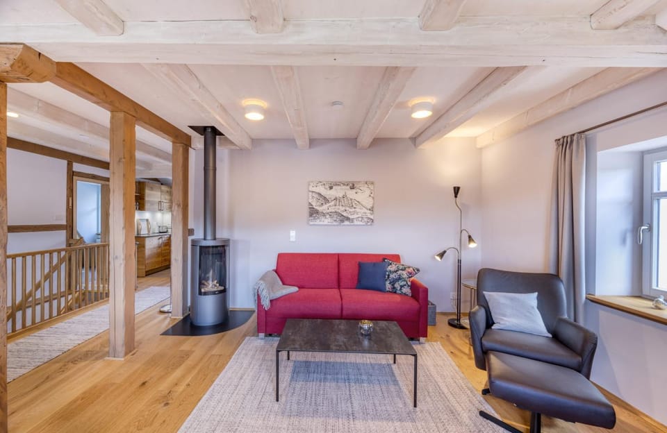 Living room, Seating area, fireplace