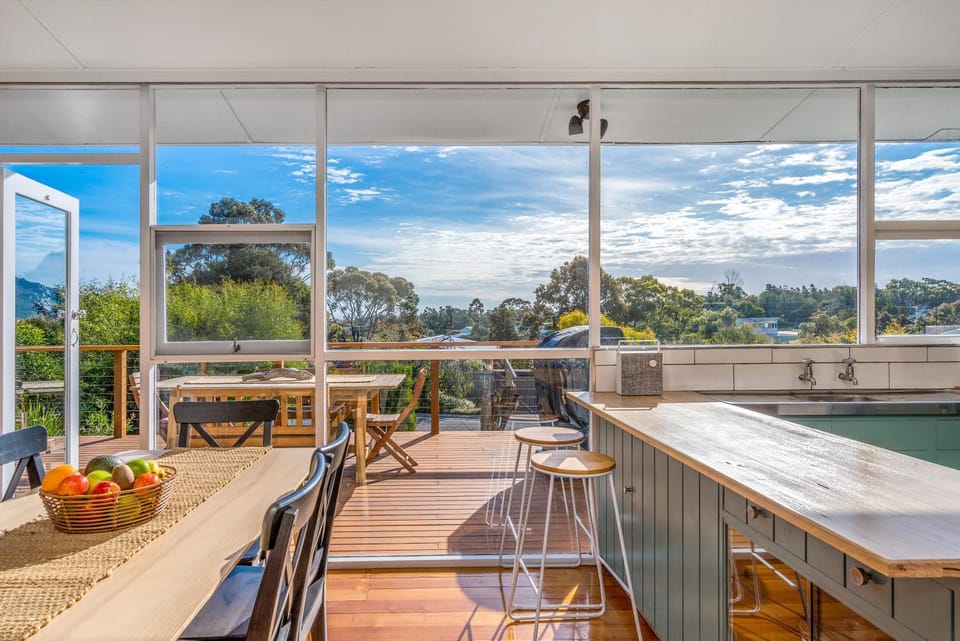 Balcony/Terrace, Kitchen or kitchenette, Dining area