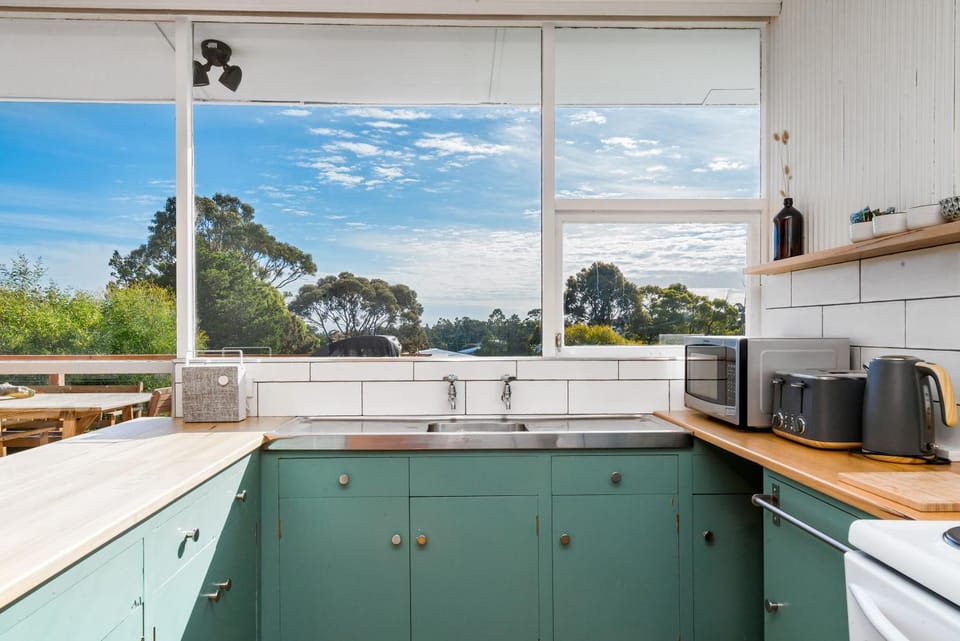 Coffee/tea facilities, Kitchen or kitchenette