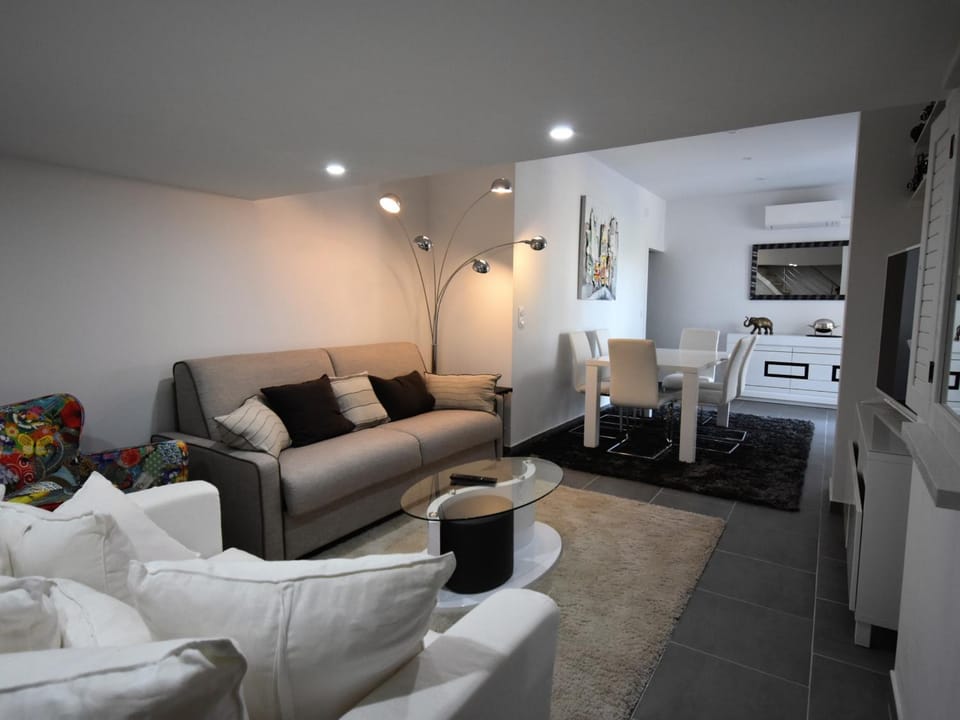 T2 bis rénové à Arcachon centre avec 2 terrasses, clim, parking, proche plage et gare. - FR-1-420-84 Apartment in Arcachon