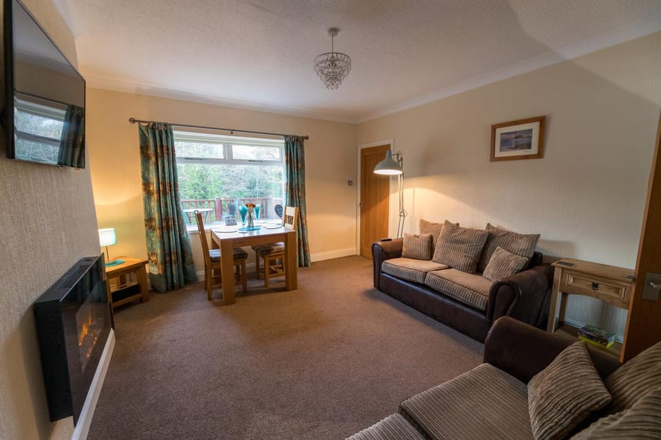 Living room, Photo of the whole room, Dining area