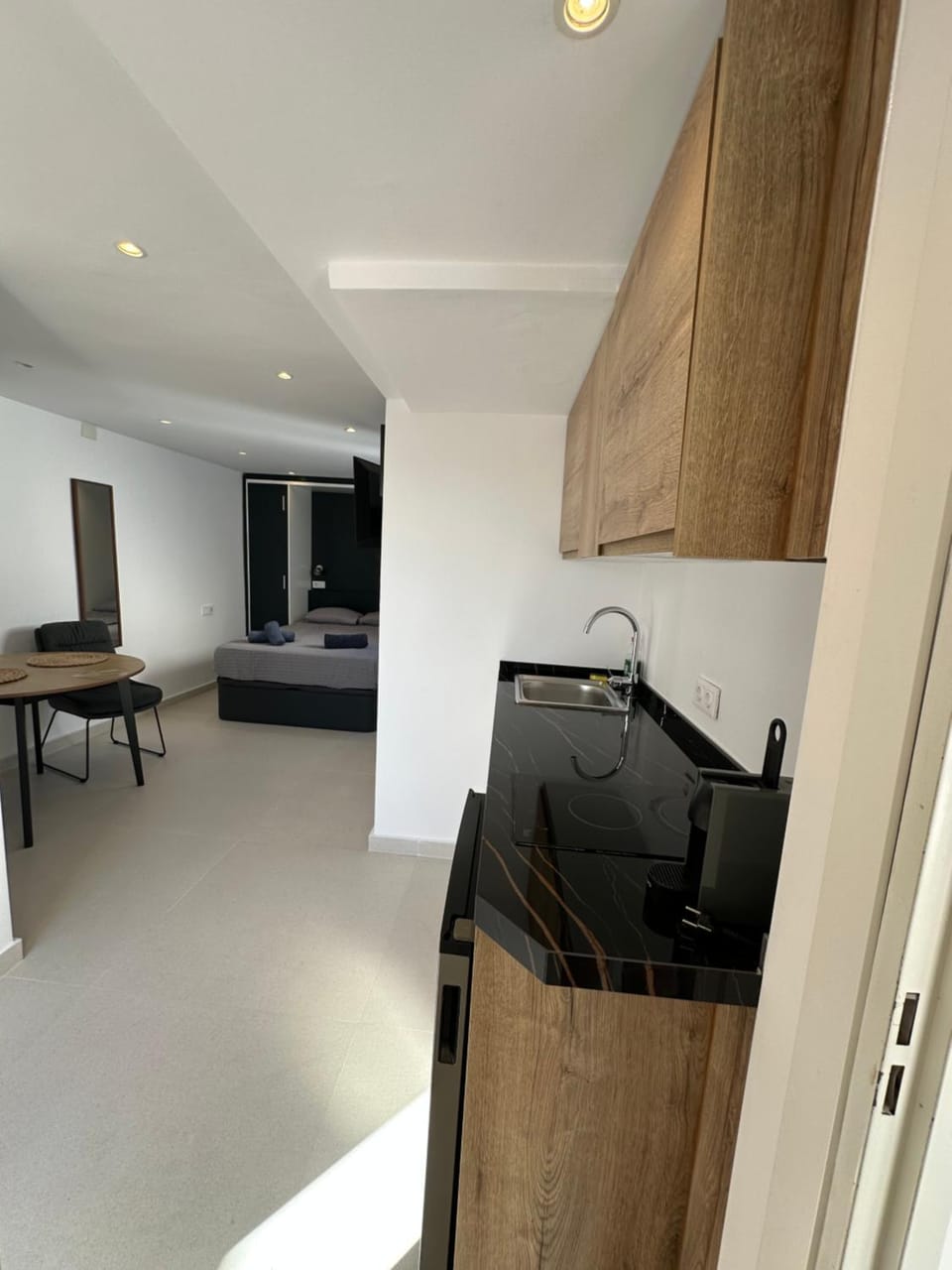 TV and multimedia, Kitchen or kitchenette, stove
