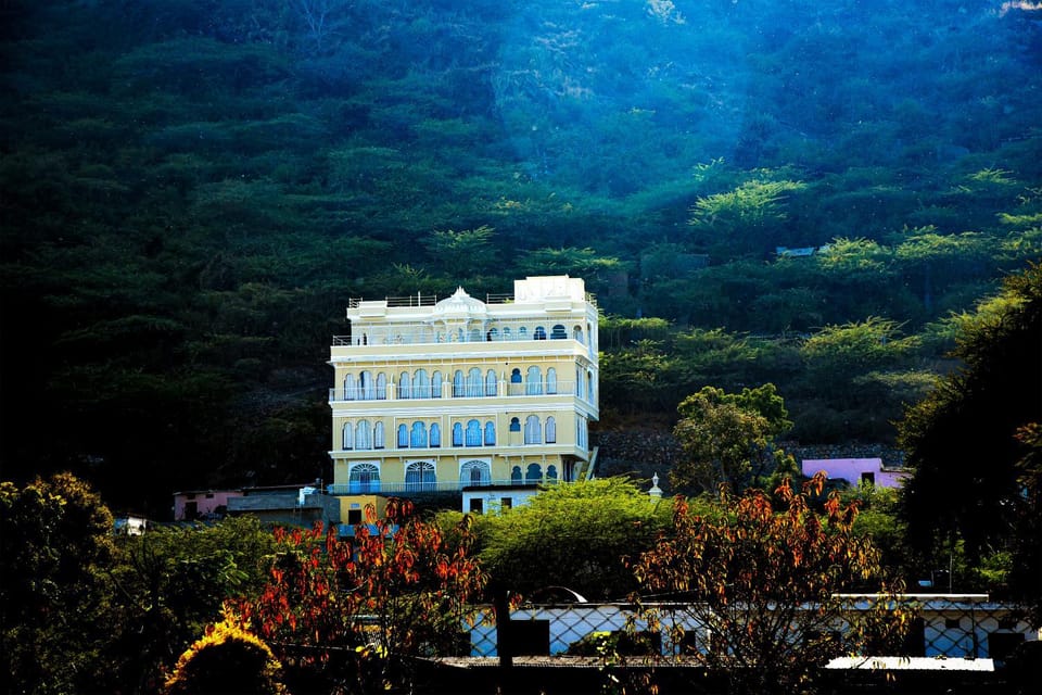 Property building, Natural landscape, Mountain view