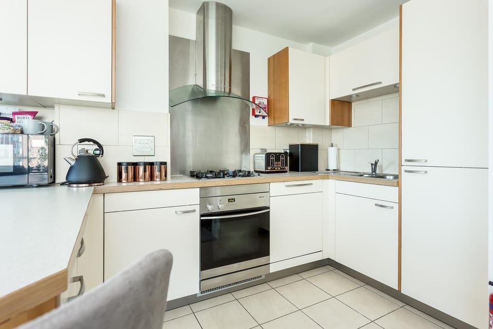 Tally Ho - On Poole Quay, Parking and Wi-Fi included Apartment in Poole
