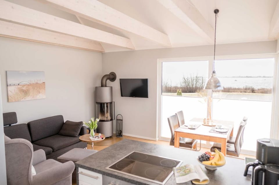 Ferienhaus Brückenblick 12 A - direkt am Meer House in Ostholstein