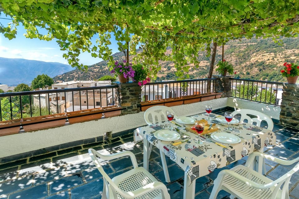 Alojamiento Los Pradillos Apartment in Alpujarra Granadina
