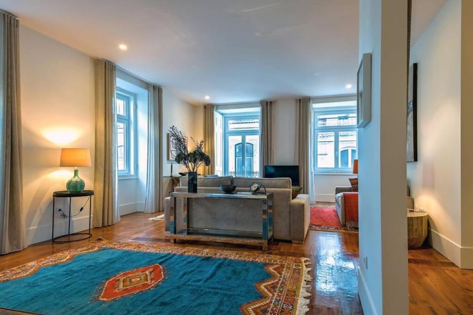 MyPlaceLisbon - Luxury Trindade II Apartment in Lisbon