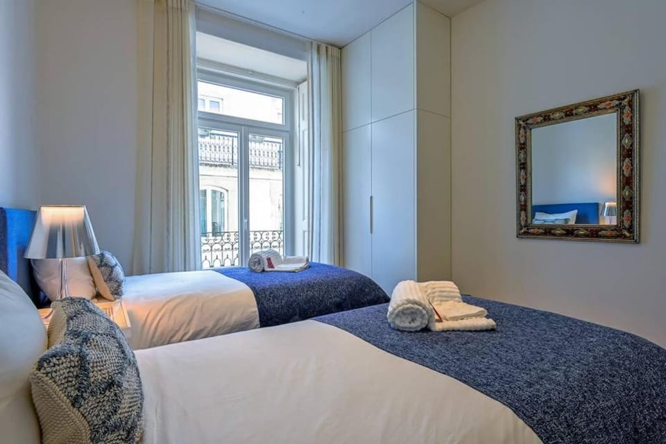 MyPlaceLisbon - Luxury Trindade II Apartment in Lisbon