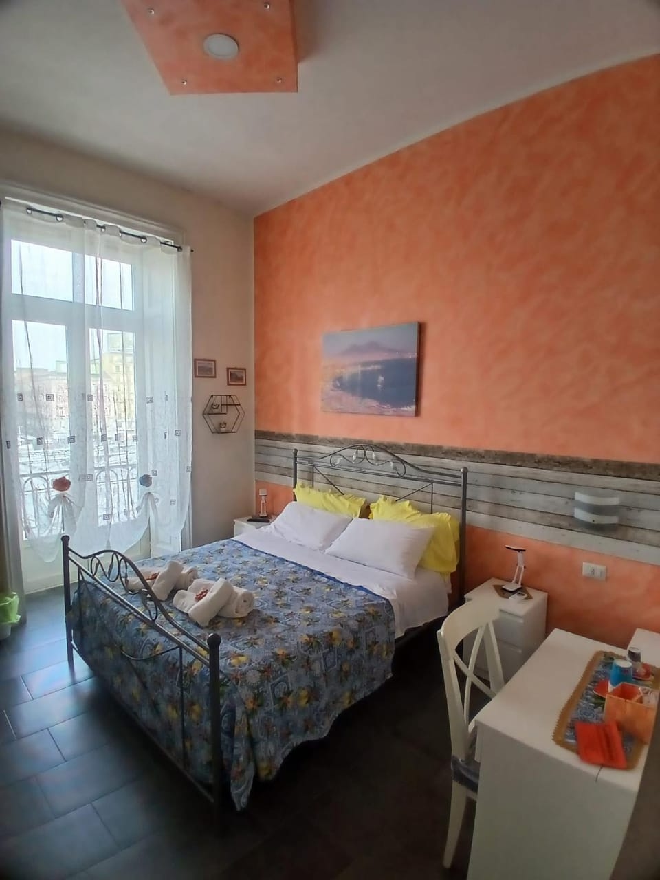 Ale Naples Holiday Bed and Breakfast in Naples