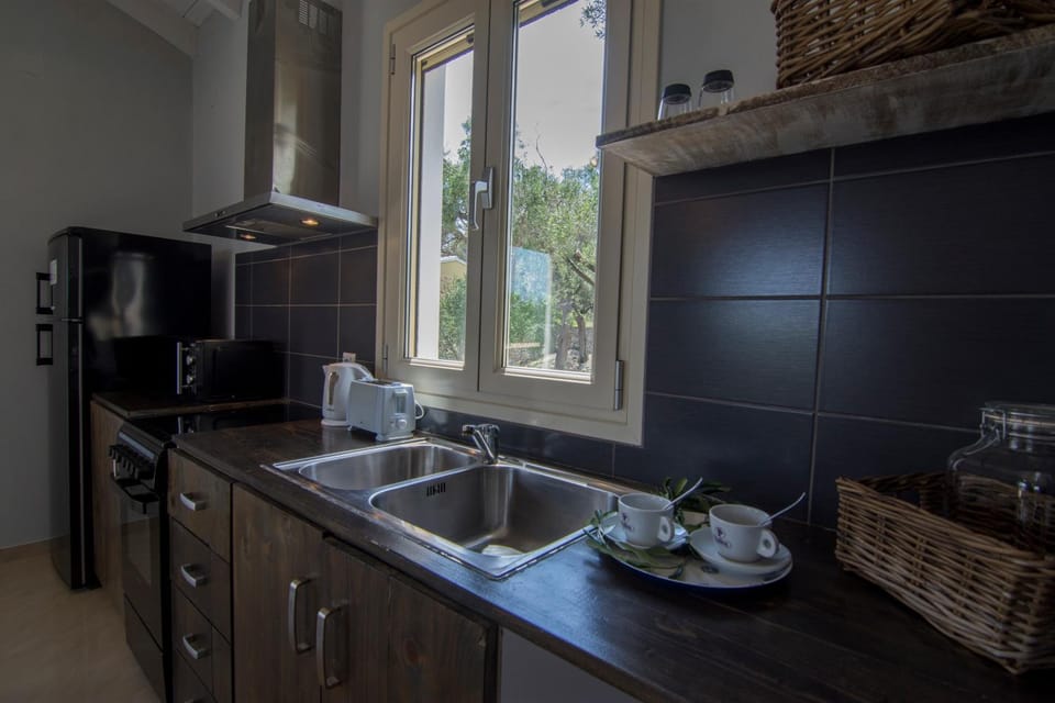 Villa Elaia Suites & Apartments No.6 Apartment in Peloponnese, Western Greece and the Ionian