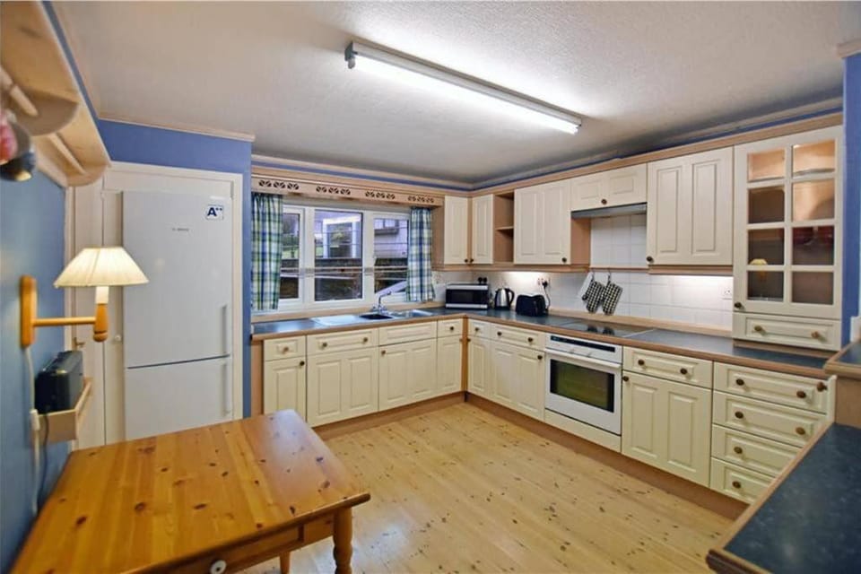 Unique, perfectly located town centre house House in Scotland