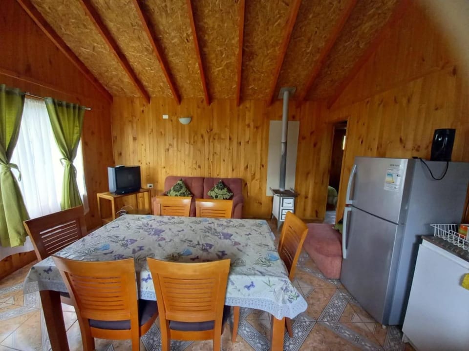 TV and multimedia, Living room, Dining area, internet