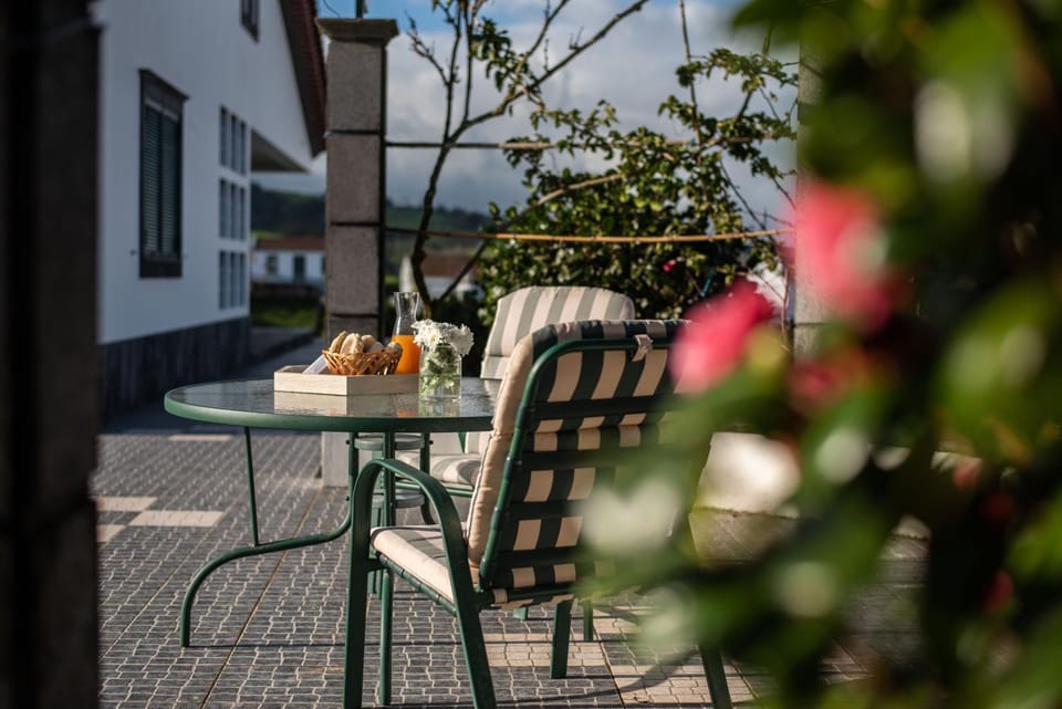 Patio, Off site, Day, Winter, Balcony/Terrace